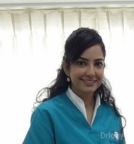 Dr. Varsha Daryanani in Mumbai