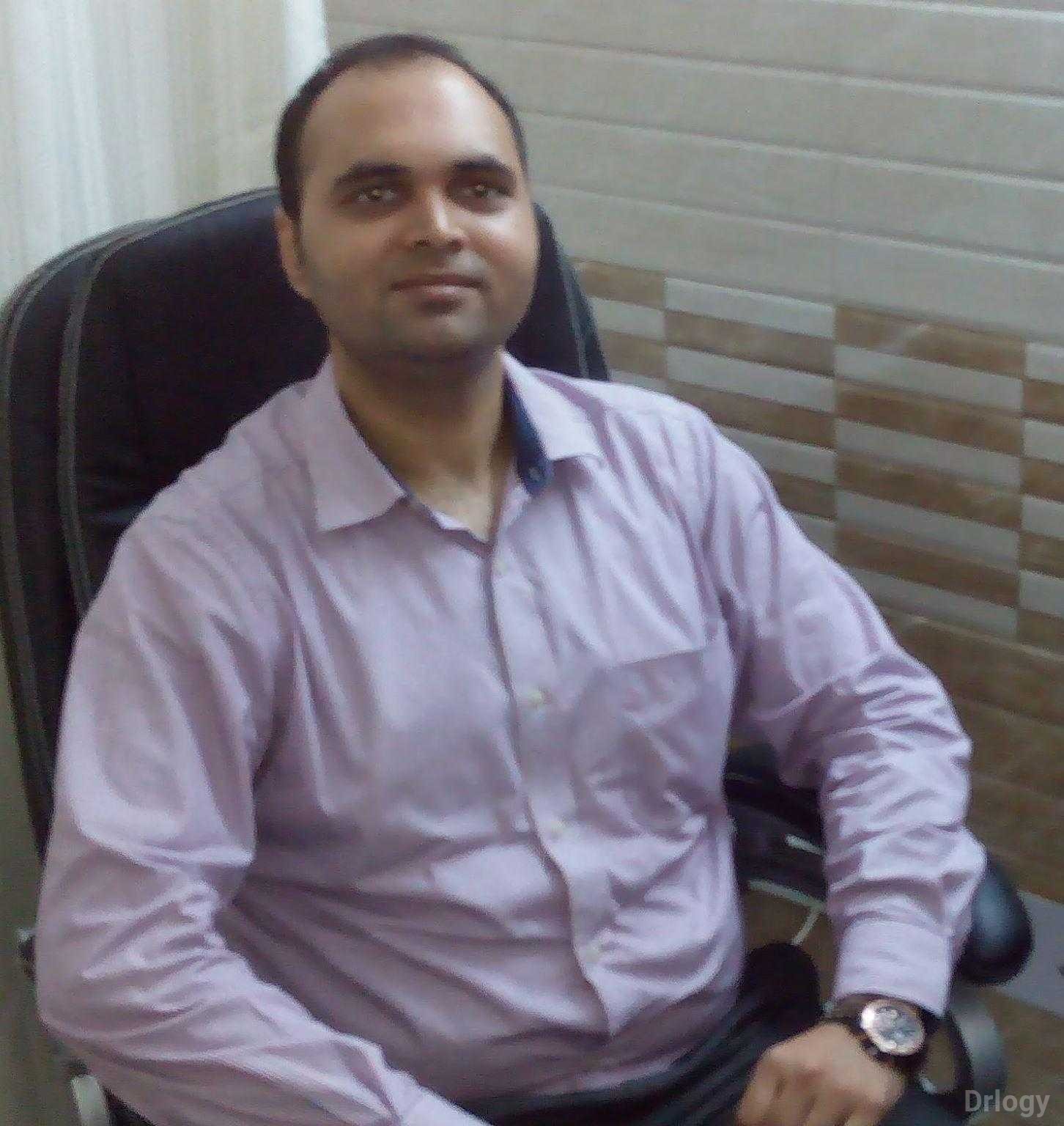 Dr. Varun Tyagi