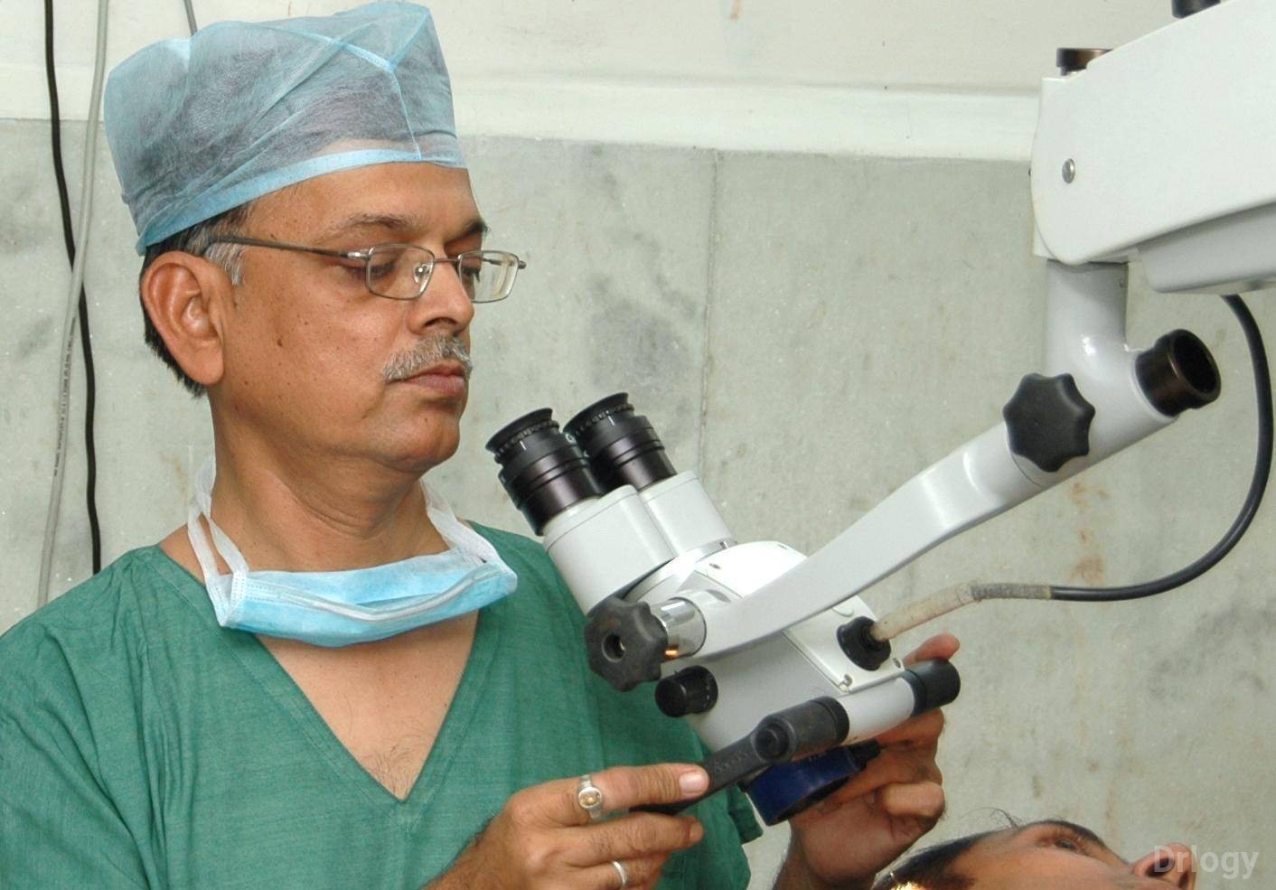 Dr. Vijay Chourdia ENT Specialist & Head-Neck surgeon in Indore