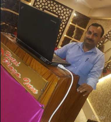 Dr. Vijay Kumar Tripathi