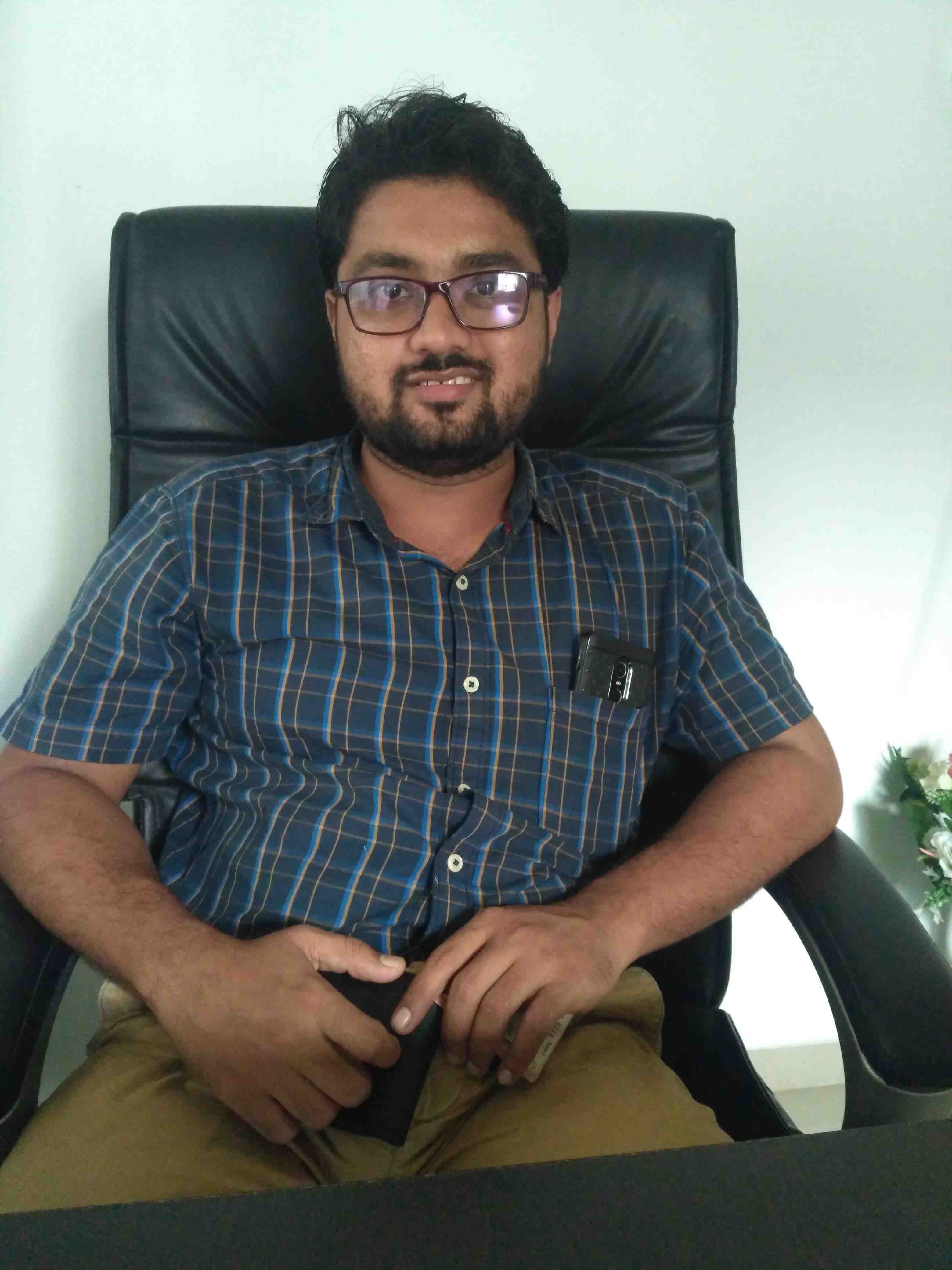 Dr. Vijay patel in Surat