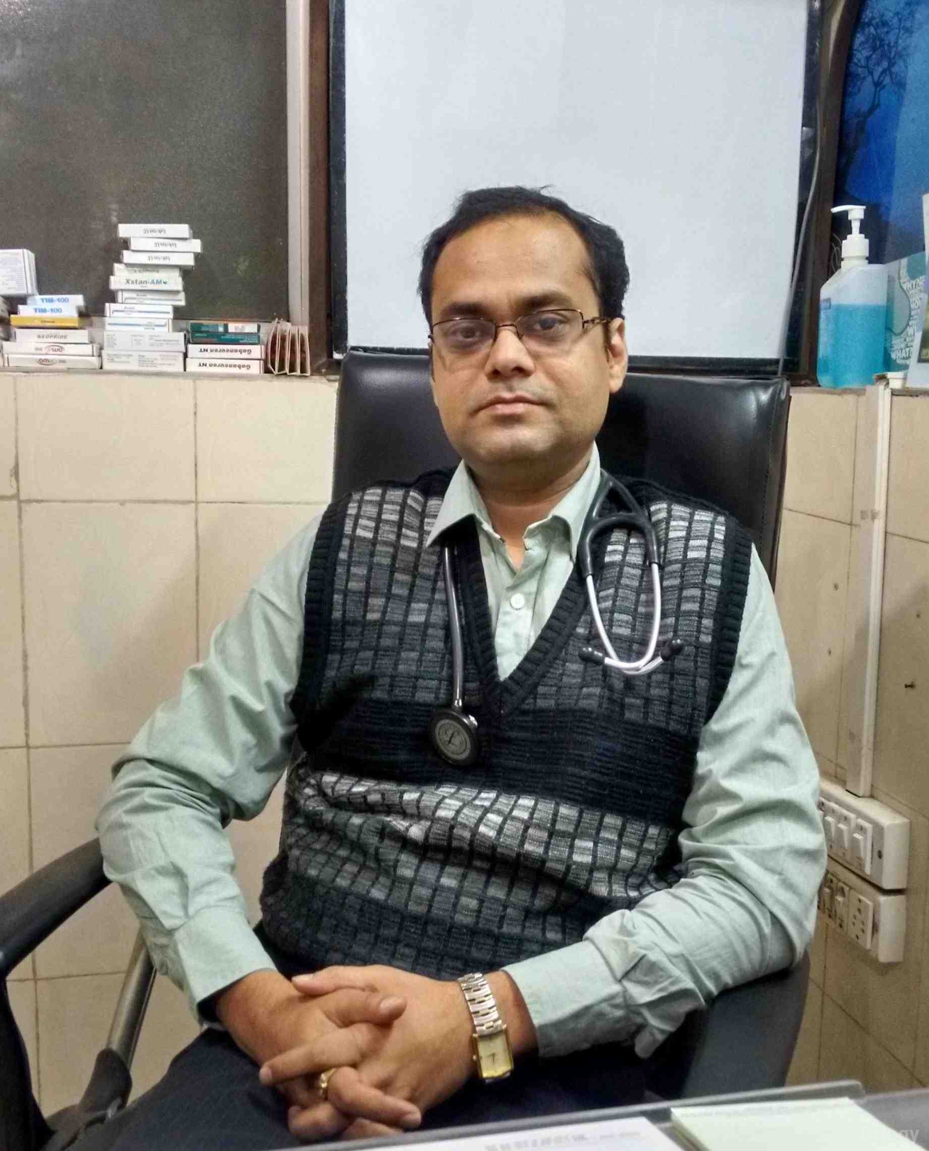 Dr. Vikash Goyal in Agra