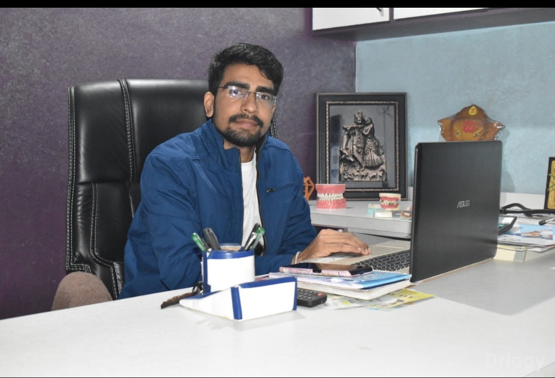 Dr. Vinit Pareek in Jaipur Dr. Vinit Pareek in Jaipur