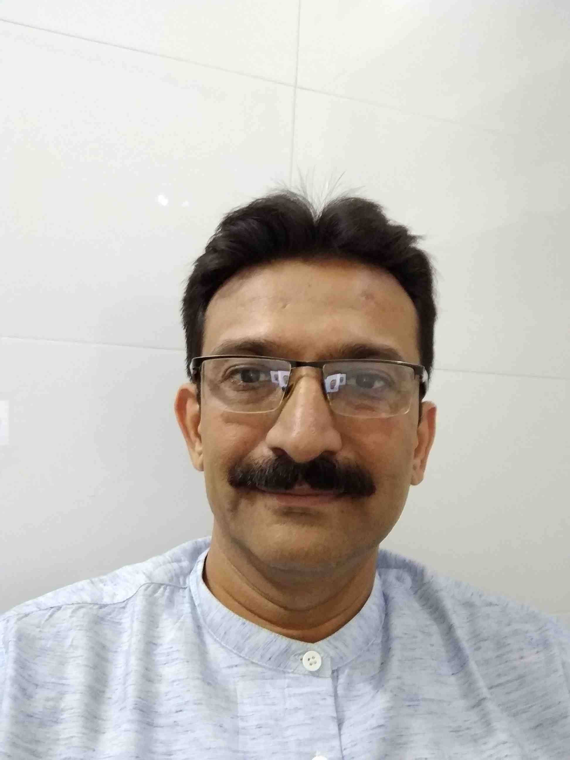 Dr. Vipul Banjara in Rajkot