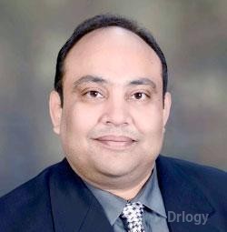 Dr. Vivek Choukse