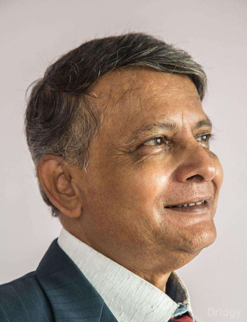 Dr. Vivek Majumdar