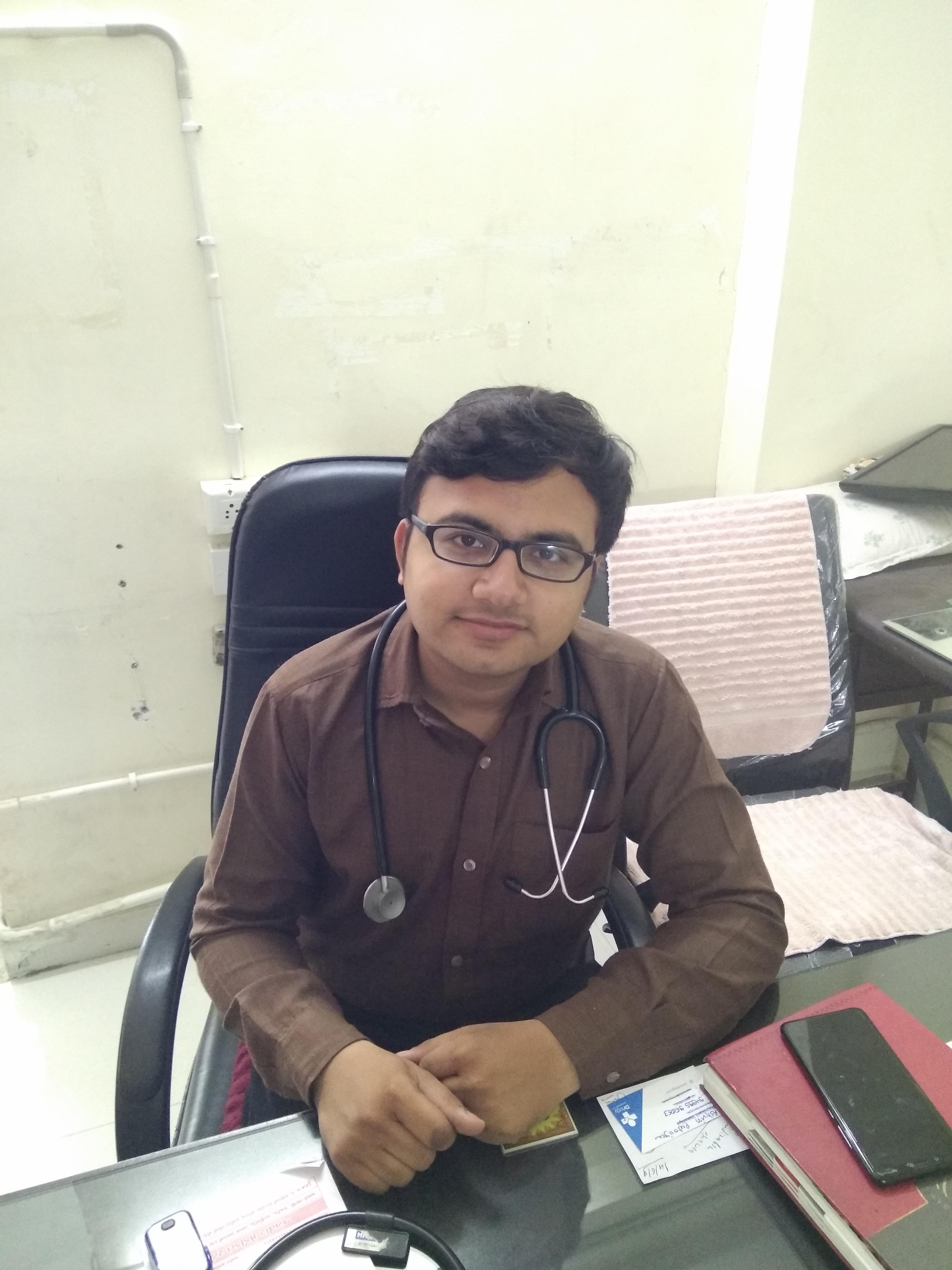 Dr. Yash p. Silhar in Junagadh