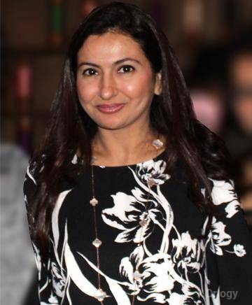 Dr. Zeenat Bhalwani in Mumbai