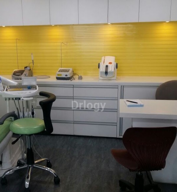 Aayush Dental Clinic, Orthodontic & Implant Centre Images/Photos, Dhantoli, Nagpur