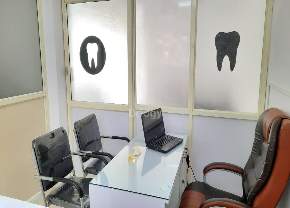 Dental Roots  Root Canal & Implant Centre Images/Photos, New Thippasandra, Bangalore