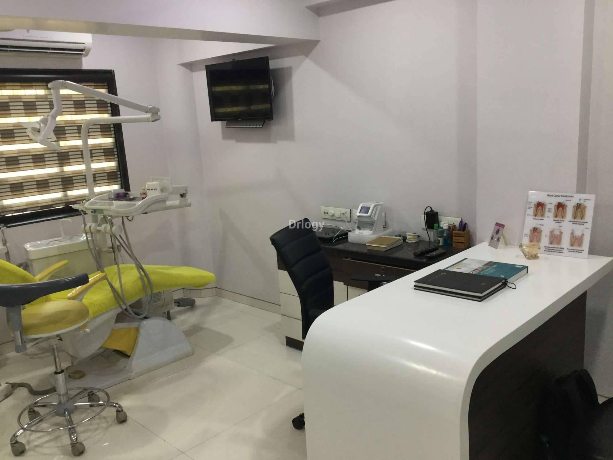 Bhandari Dental Clinic Images/Photos, Bhatar, Surat