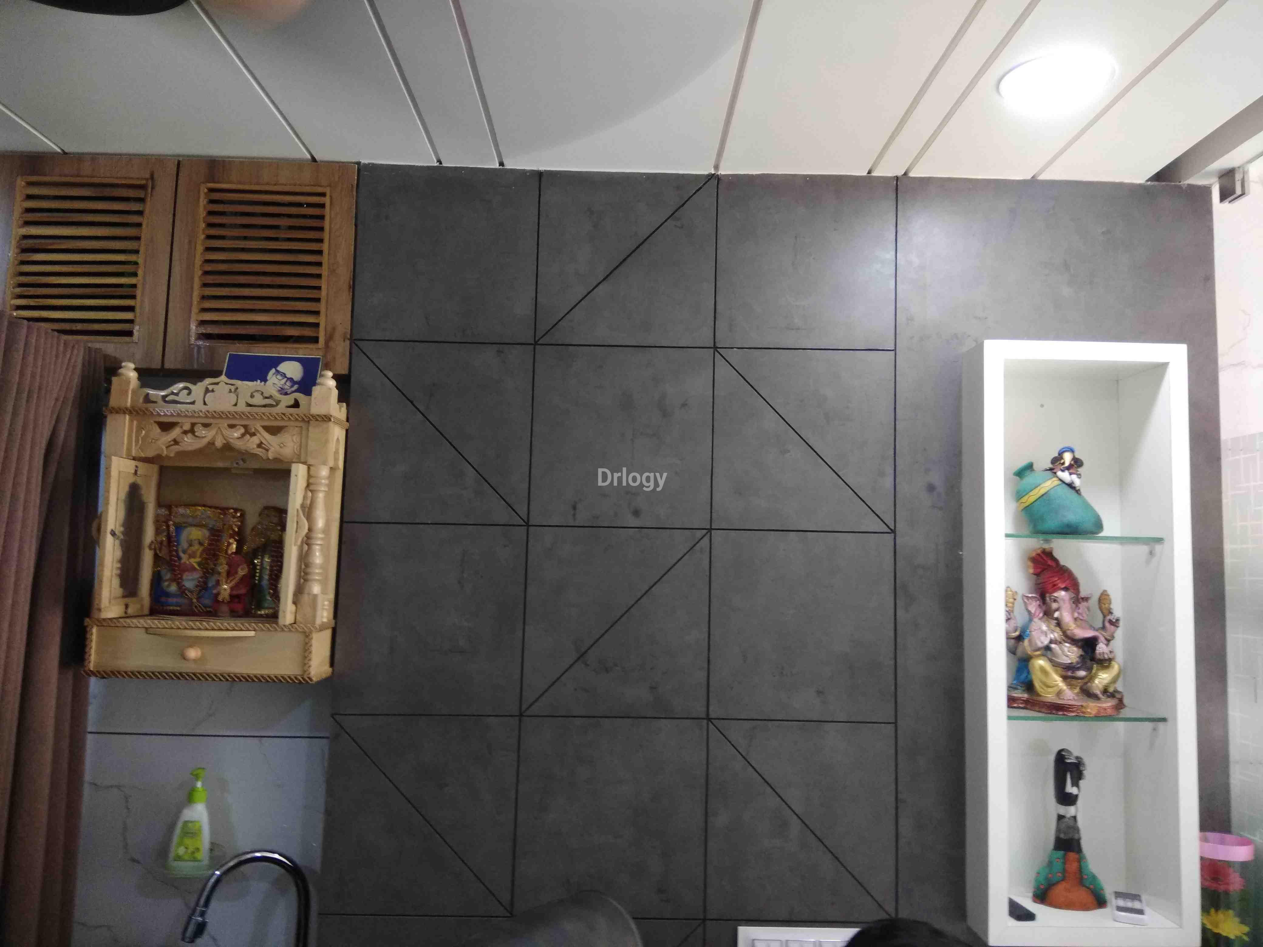 Ayushi Clinic Images/Photos, Santkabir Road, Rajkot