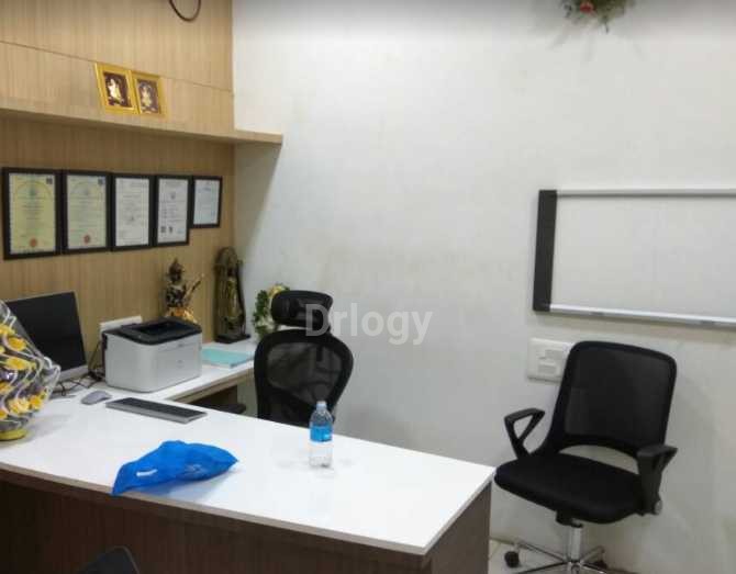Aarush Spine Centre Images/Photos, Kothapeta, Guntur