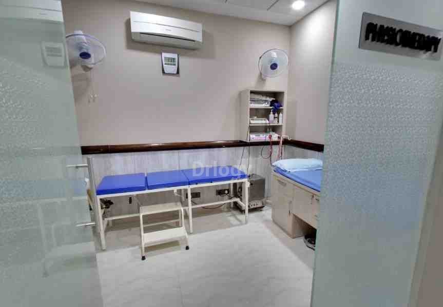 Advanced Hip & Knee Clinic Images/Photos, Sector-47, Chandigarh
