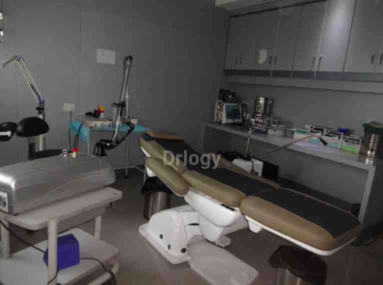 Cosmoderm Laser & Cosmetic Skin Clinic Images/Photos, New Palasia, Indore