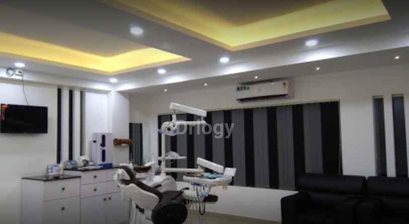 Crown Royale Dental Care Images/Photos, Kakkanad, Kochi