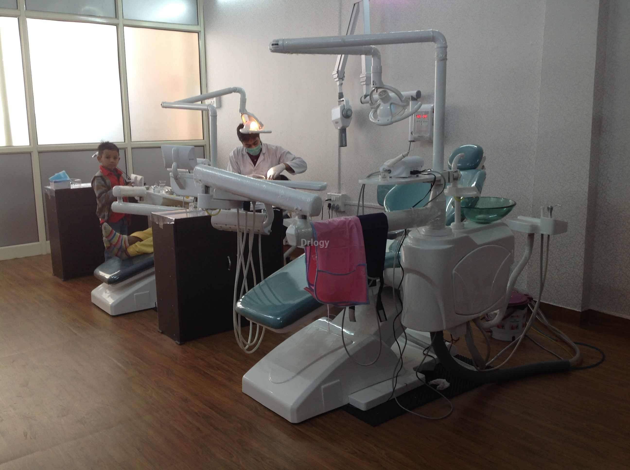 Dev Dr. Teeth Dental Clinic Images/Photos, Sant Nagar, New Delhi