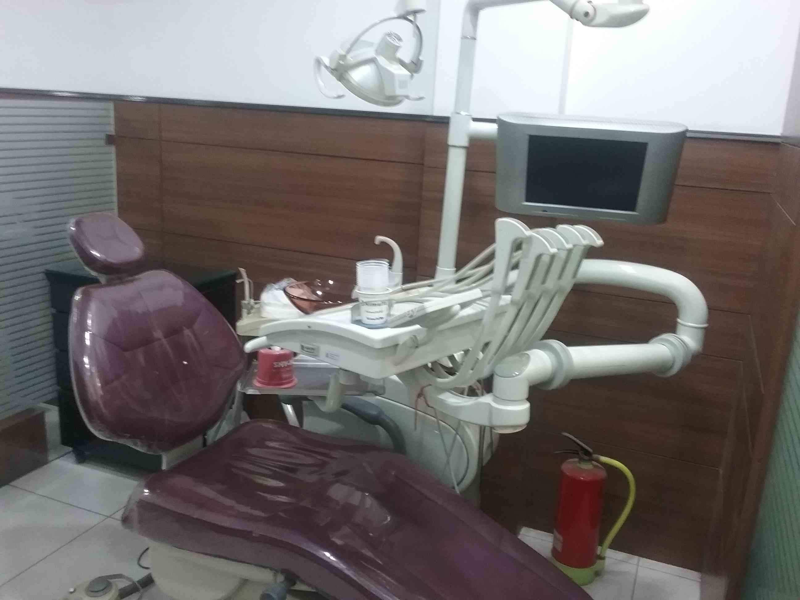 Dhall Dental Clinic Images/Photos, Tilak nagar, New Delhi