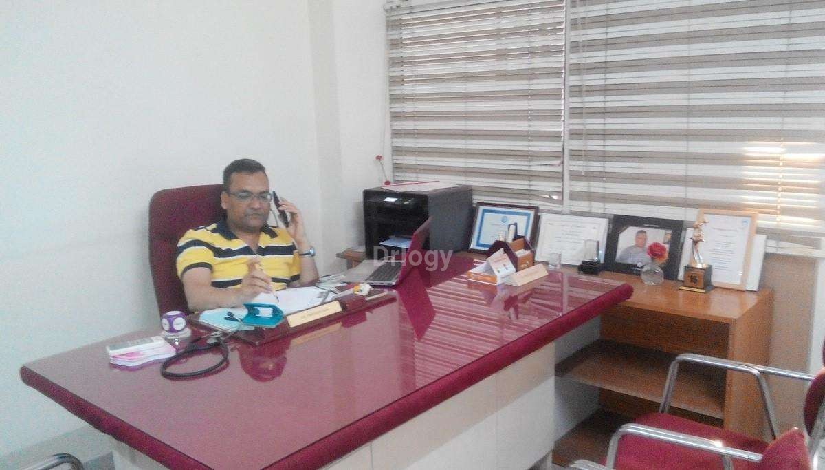 Dr Pravin Dani'S Clinic Images/Photos, Old Palasia, Indore