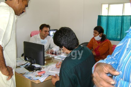 Dr Puneet'S Multispeciality Dental & Orthodontic Clinic Images/Photos, Bareilly City, Bareilly