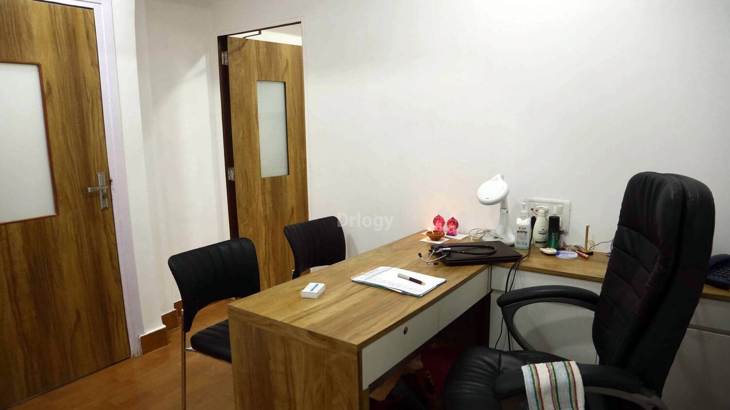 Dr Shaurya'S Skin Clinic Images/Photos, Andheri West, Mumbai