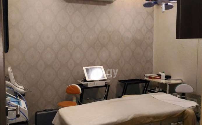 Dr. Meghna Mour'S Face & Skin Clinic Images/Photos, Vileparle East, Mumbai