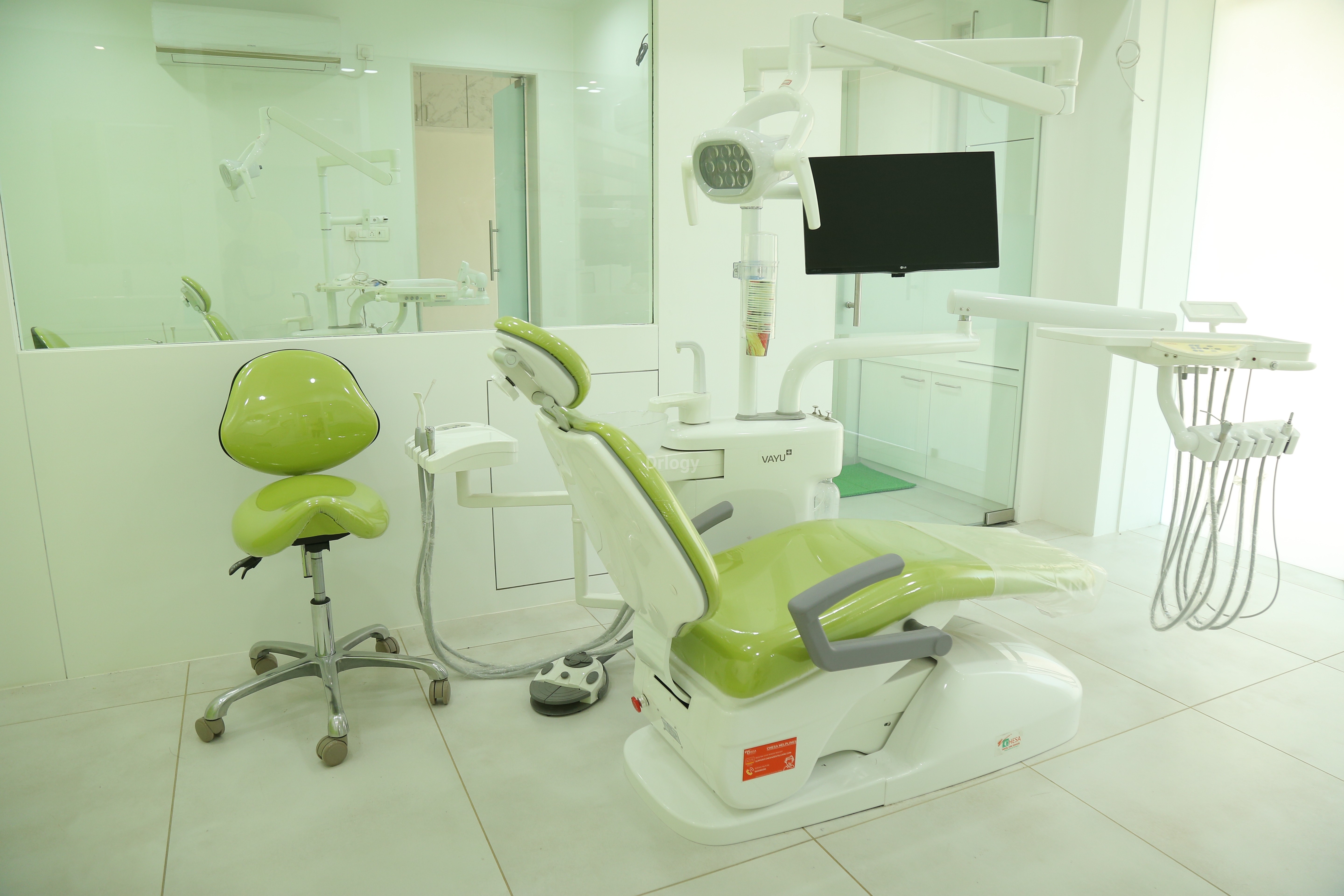 Emerald Dental Clinic Images/Photos, Kosamba, Surat Emerald Dental Clinic Images/Photos, Kosamba, Surat