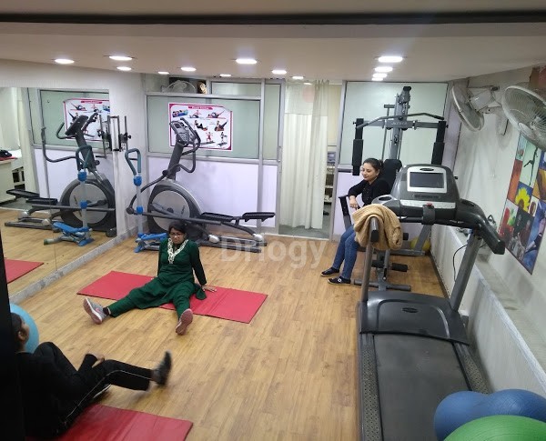 Healing Hands Physiotherapy, Osteopathy & Chiropractic Clinic Images/Photos, Sector-14, Faridabad