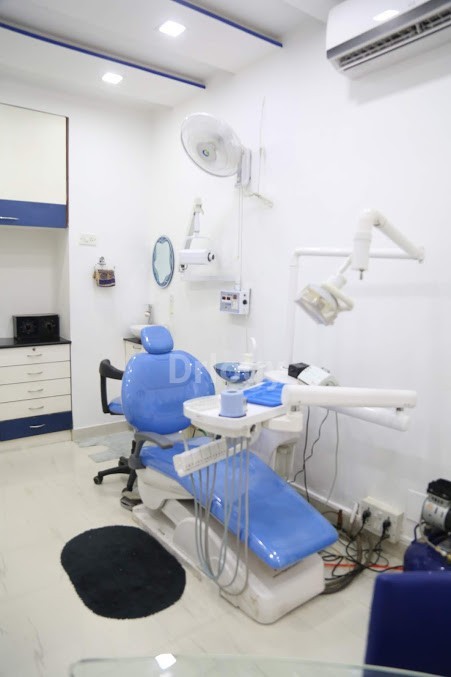 Iconic Smiles Dental Clinic Images/Photos, Vileparle East, Mumbai