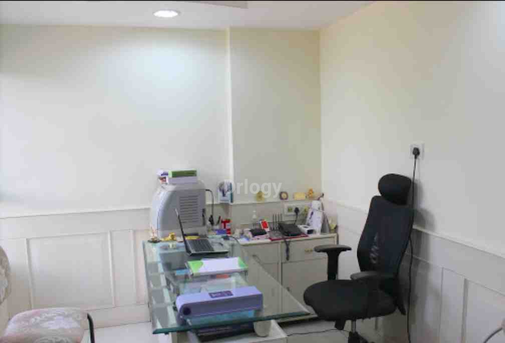 Maharshi Skin Centre Images/Photos, South Tukoganj, Indore