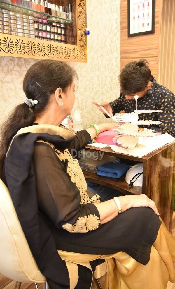 Medi Club Neuro & Gynae Clinic Images/Photos, Sector 21 C, Faridabad
