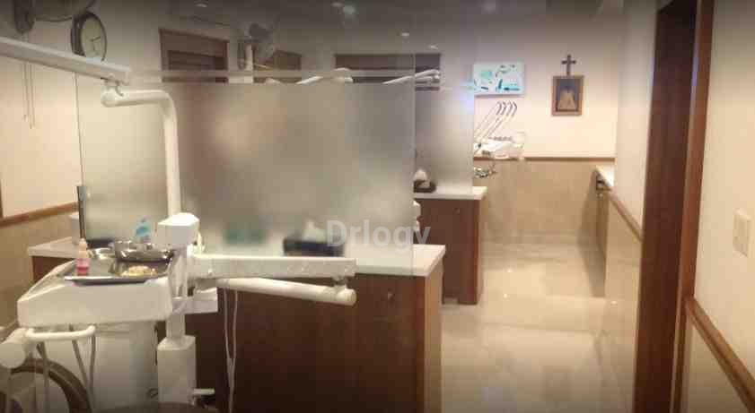 Nikhil Dental Clinic And Implant Centre Images/Photos, Vyttila, Kochi