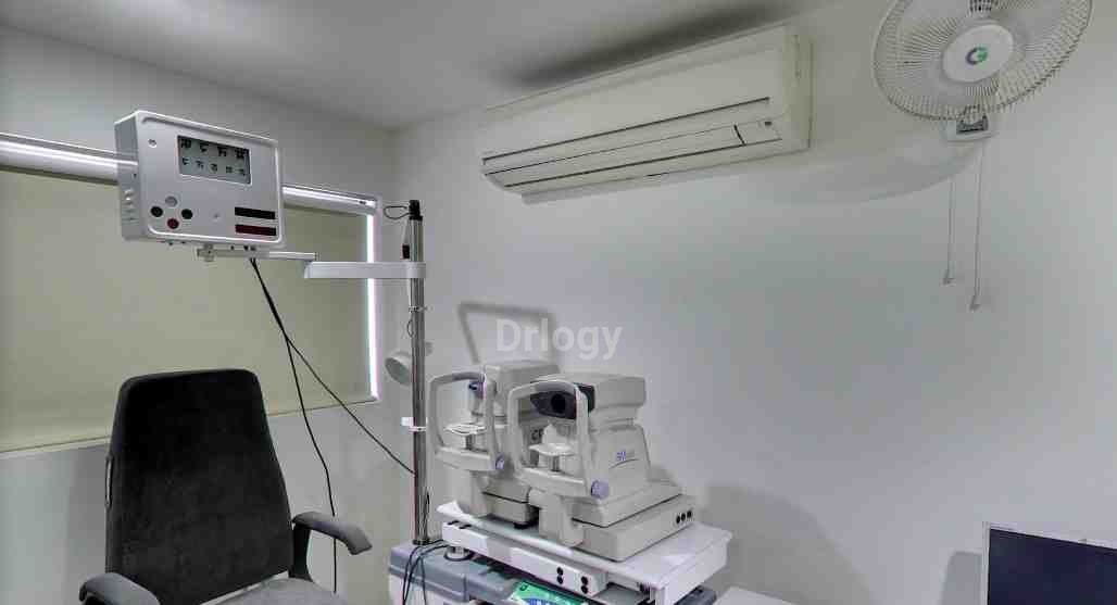 Rohit Eye Hospital And Child Care Centre Images/Photos, LIG Colony, Indore
