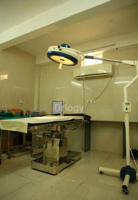 Sarth Clinic & Orthopedic Center Images/Photos, Scheme 71, Indore