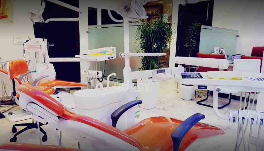 Signature Smiles Implants And Dental Clinic Images/Photos, Sector-56, Gurugram