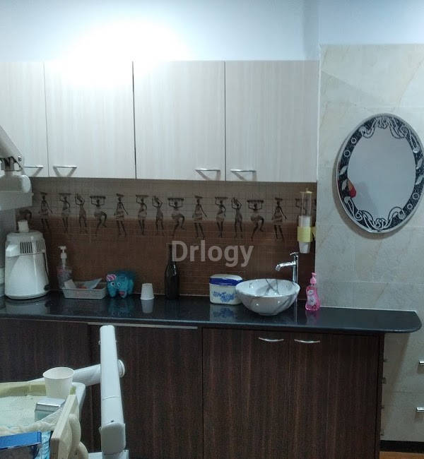 Smile Solutions Multispeciality Dental Clinic Images/Photos, Andheri East, Mumbai