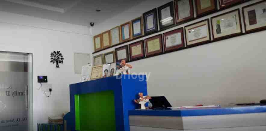 Smiles India Family Dentistry Images/Photos, Adyar, Chennai