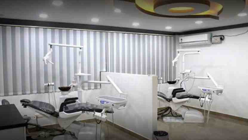 Smilez Multispeciality Dental Clinic And Implant Centre Images/Photos, Poothotta, Kochi