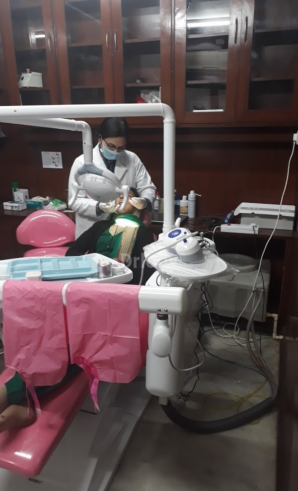 Sparkling Gems Dental Care Images/Photos, Lajpat Nagar, New Delhi