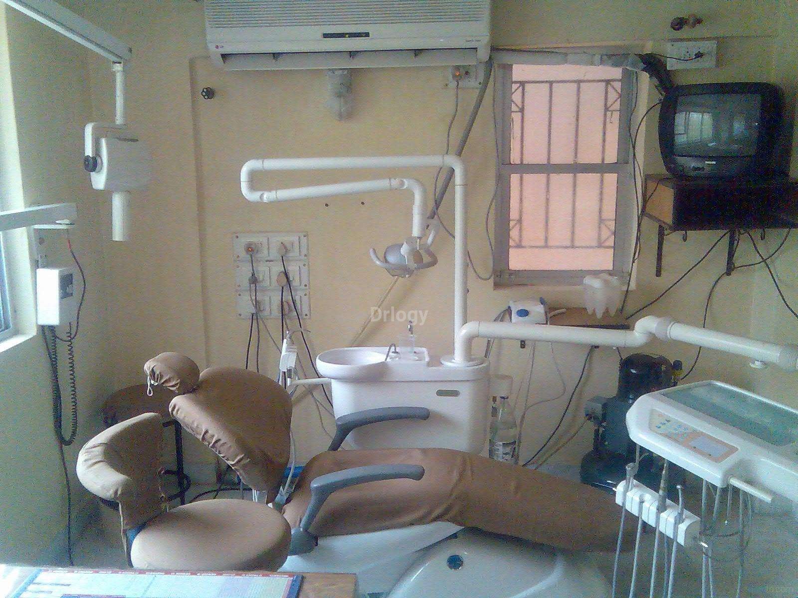 The Crowns Images/Photos, Manick Tala, Kolkata