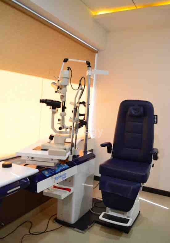 Vinayak Netralaya Images/Photos, New Palasia, Indore