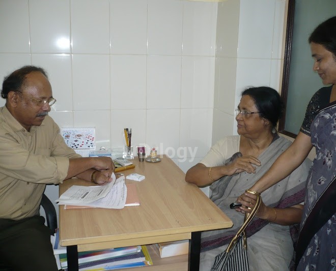Mother And Child Care Clinic Images/Photos, Lake Gardens, Kolkata