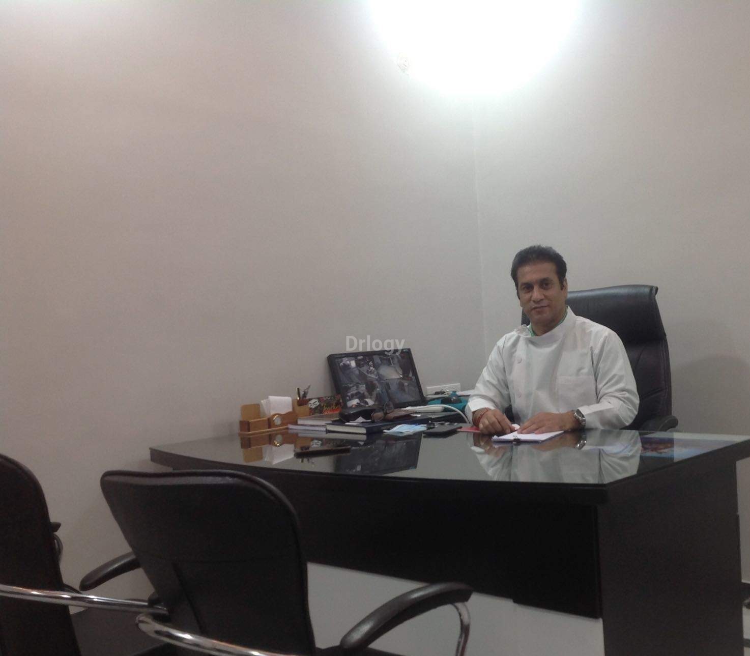 The Dental Square Images/Photos, Gokhley marg, Lucknow