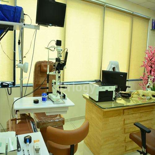 Om Heart Clinic Images/Photos, Vishrantwadi, Pune