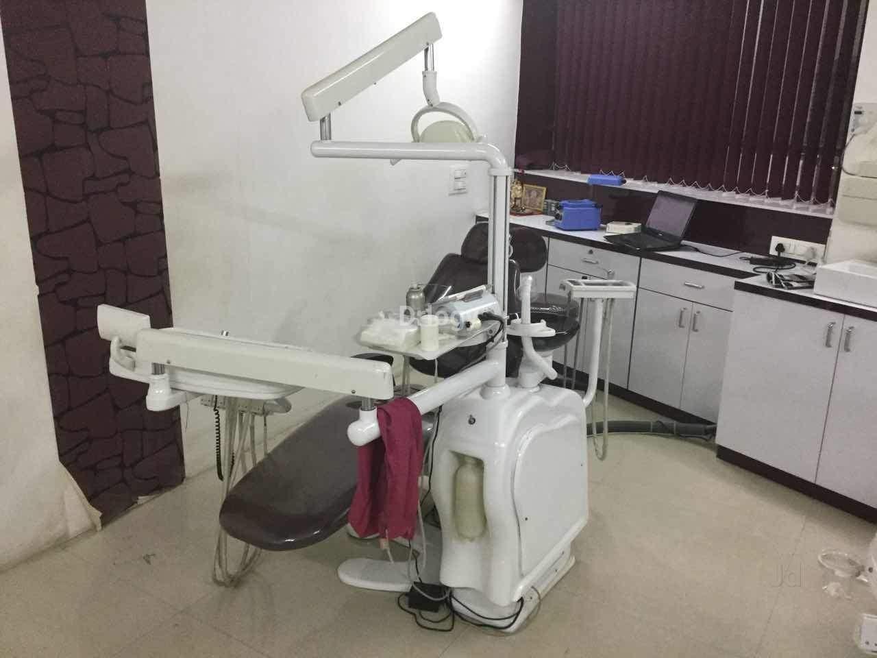 Dent1st Dental Care Images/Photos, Rander Road, Surat