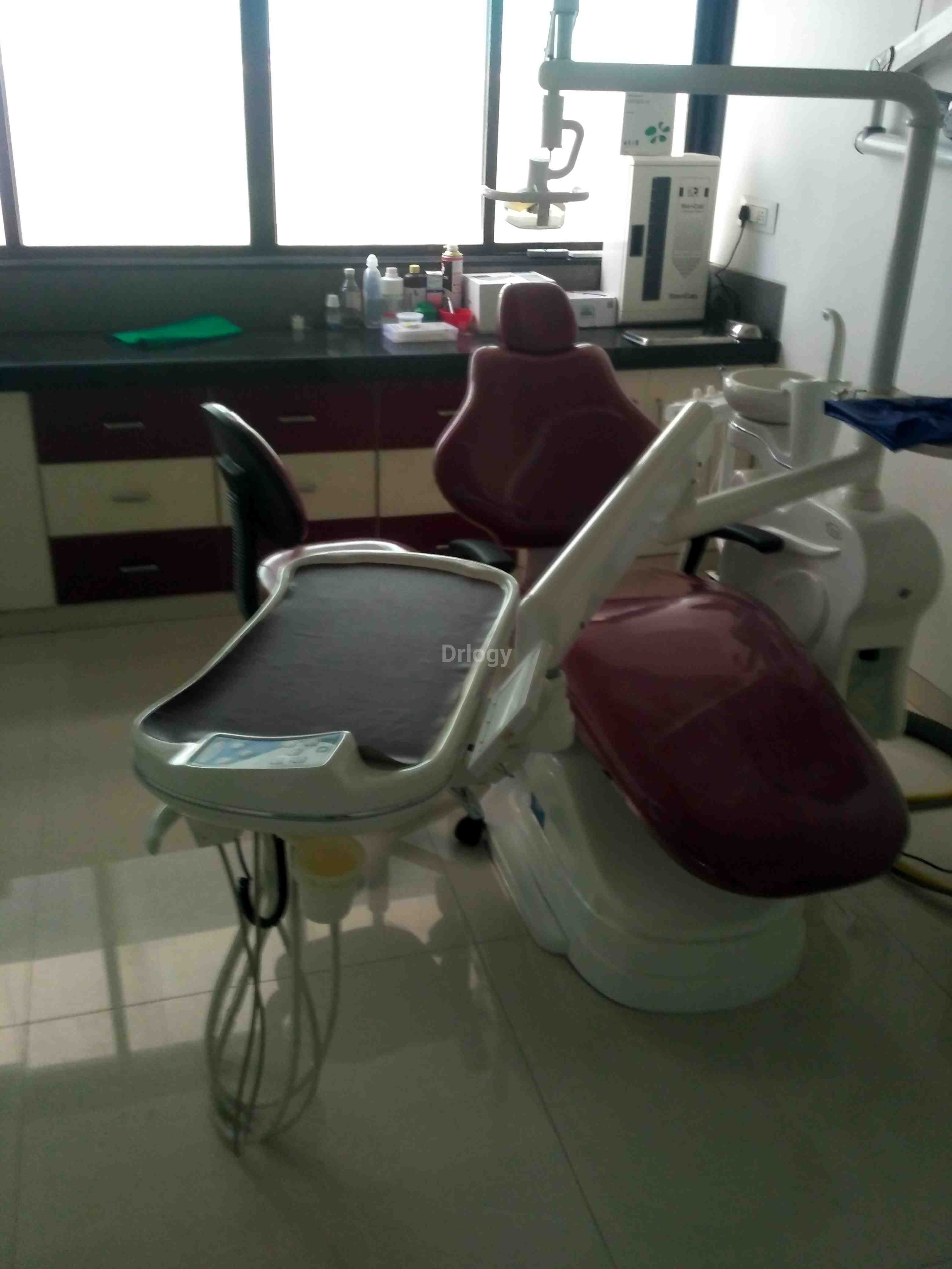 Shetty Dental Clinic Images/Photos, Majuragate, Surat