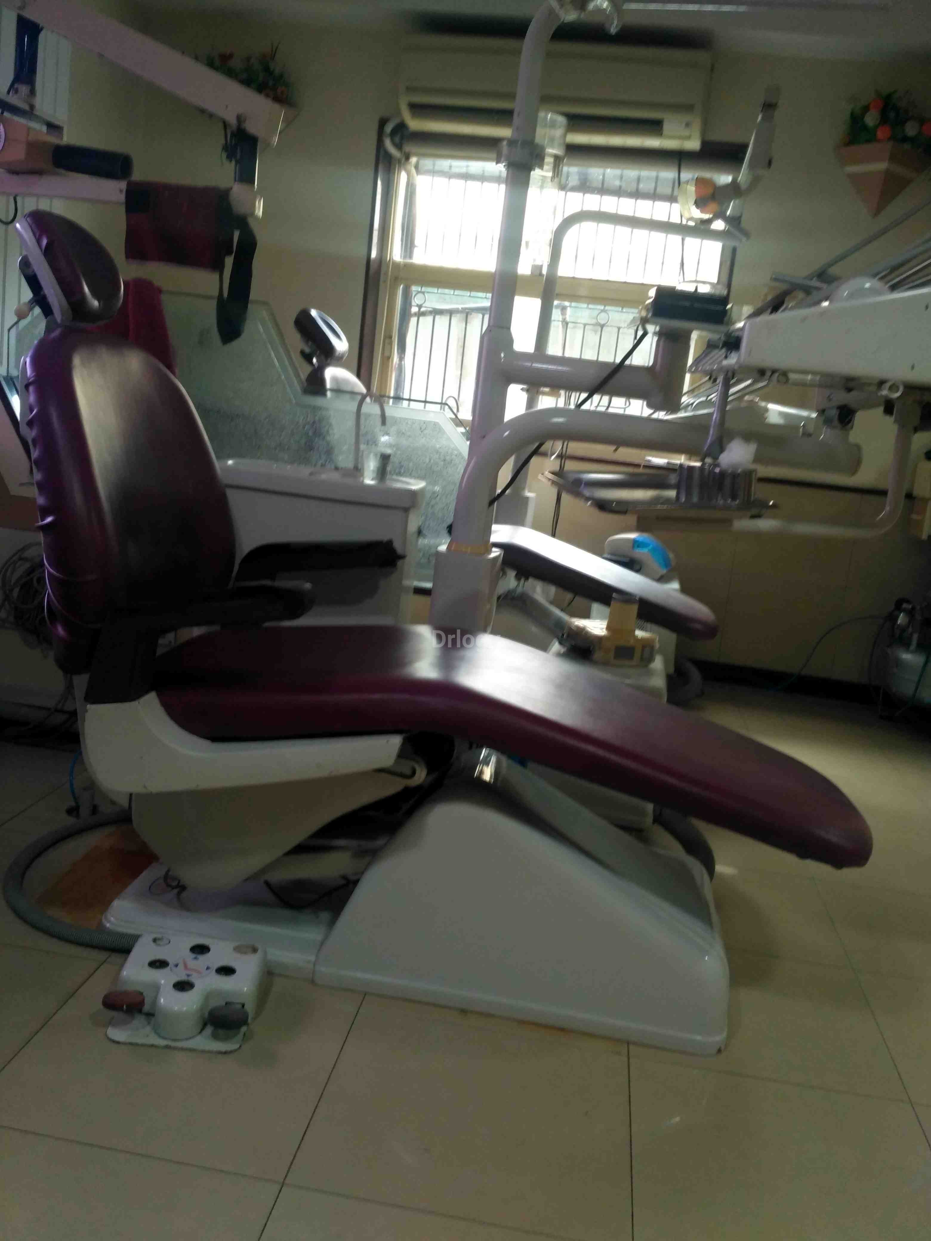 Shine 'N' Smile Dental Clinic Images/Photos, City Light, Surat