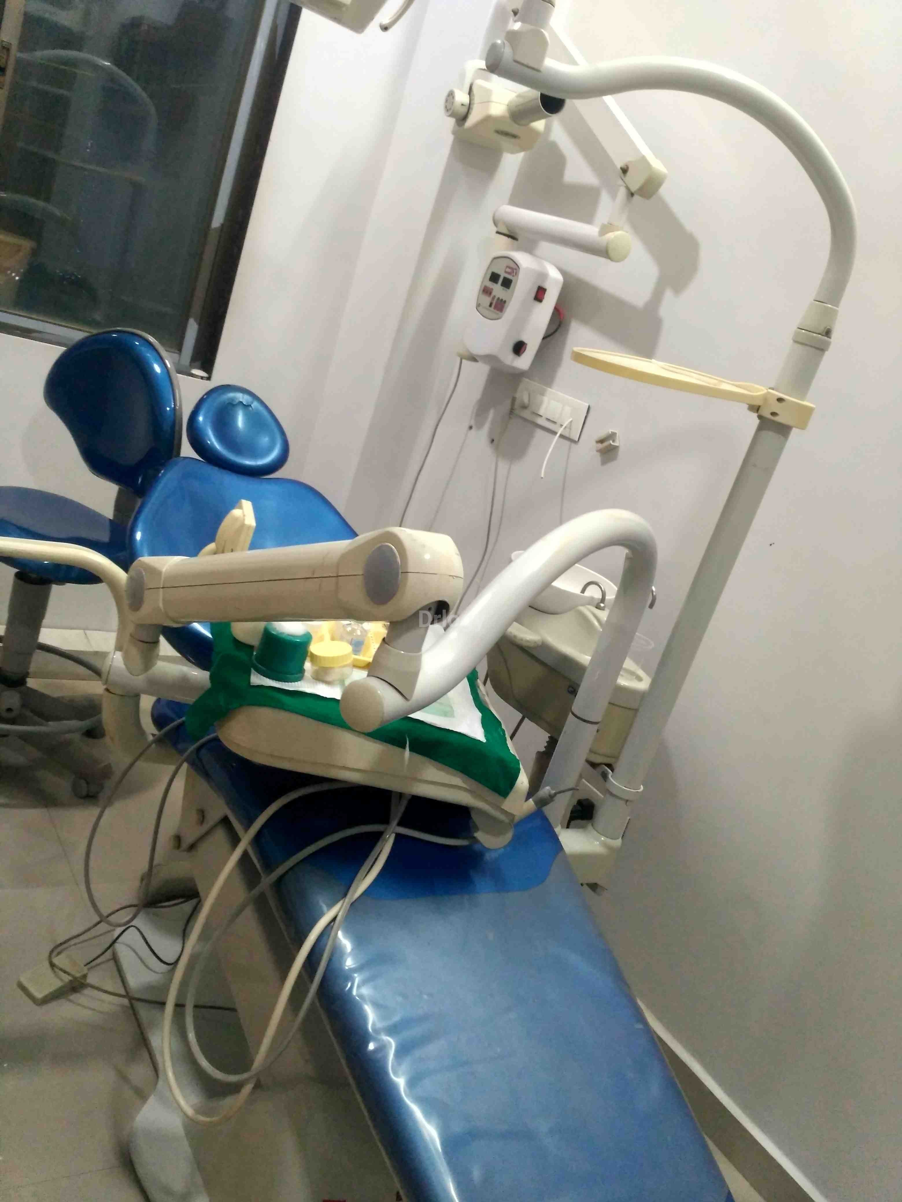 Shreeji Dental Clinic Images/Photos, Adajan, Surat