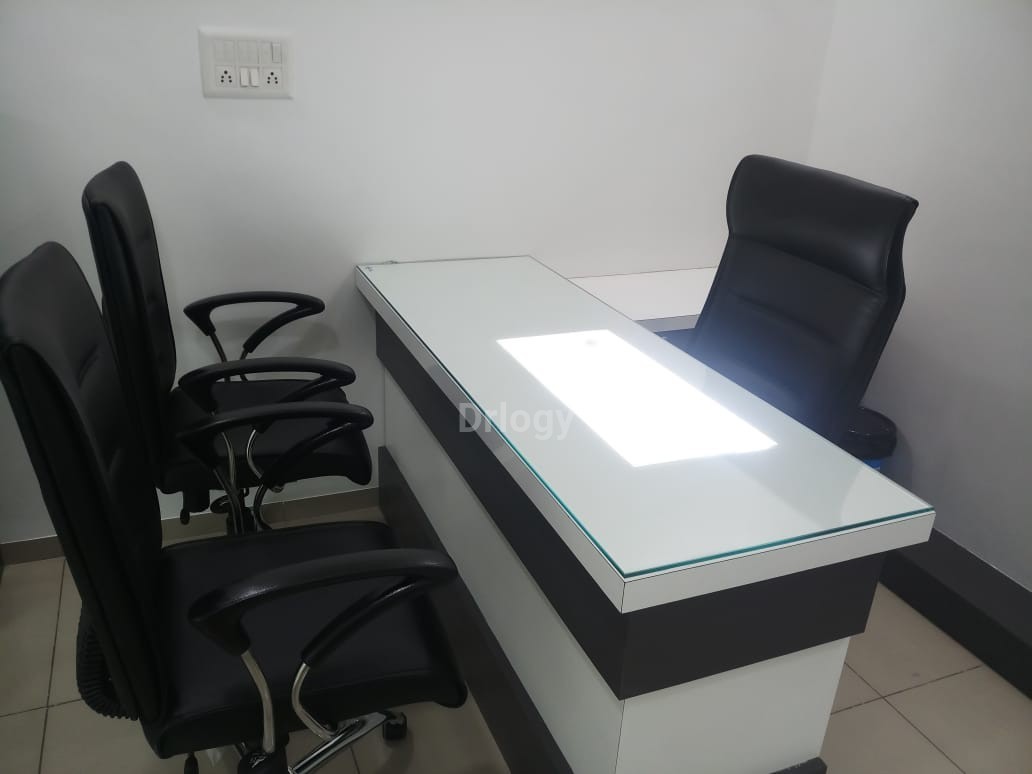 WISDOM COMPLETE DENTAL CARE Images/Photos, Sadhuvasvani road, Rajkot