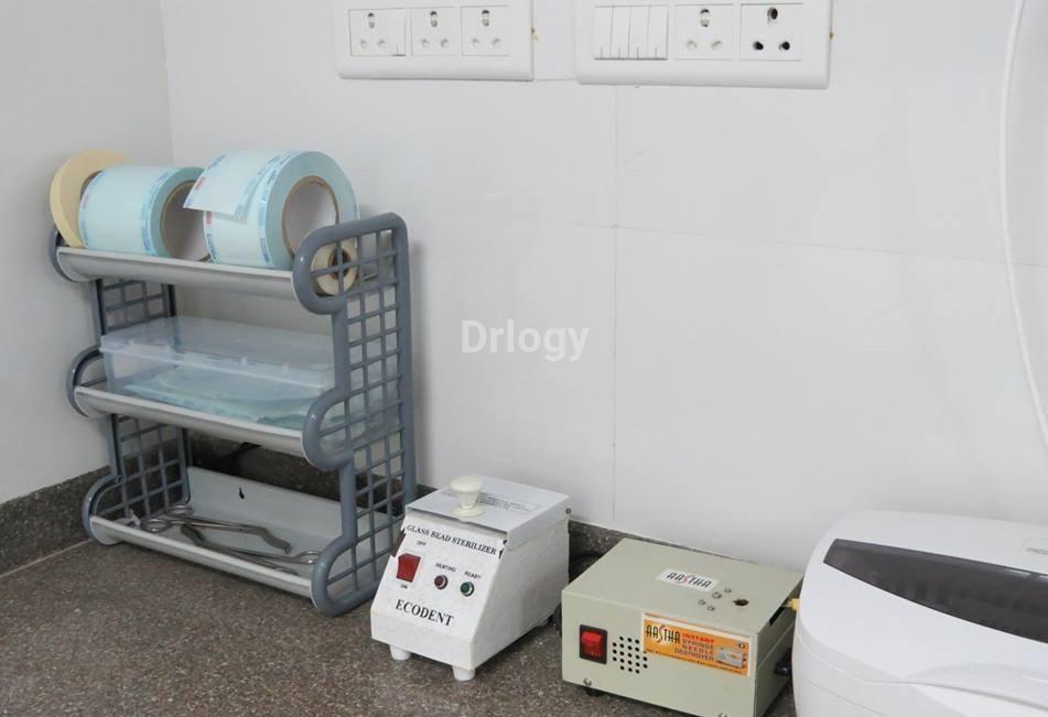 Impression Dental Clinic Images/Photos, Athwalines, Surat